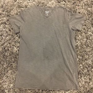 grey mossimo men’s v-neck shirt